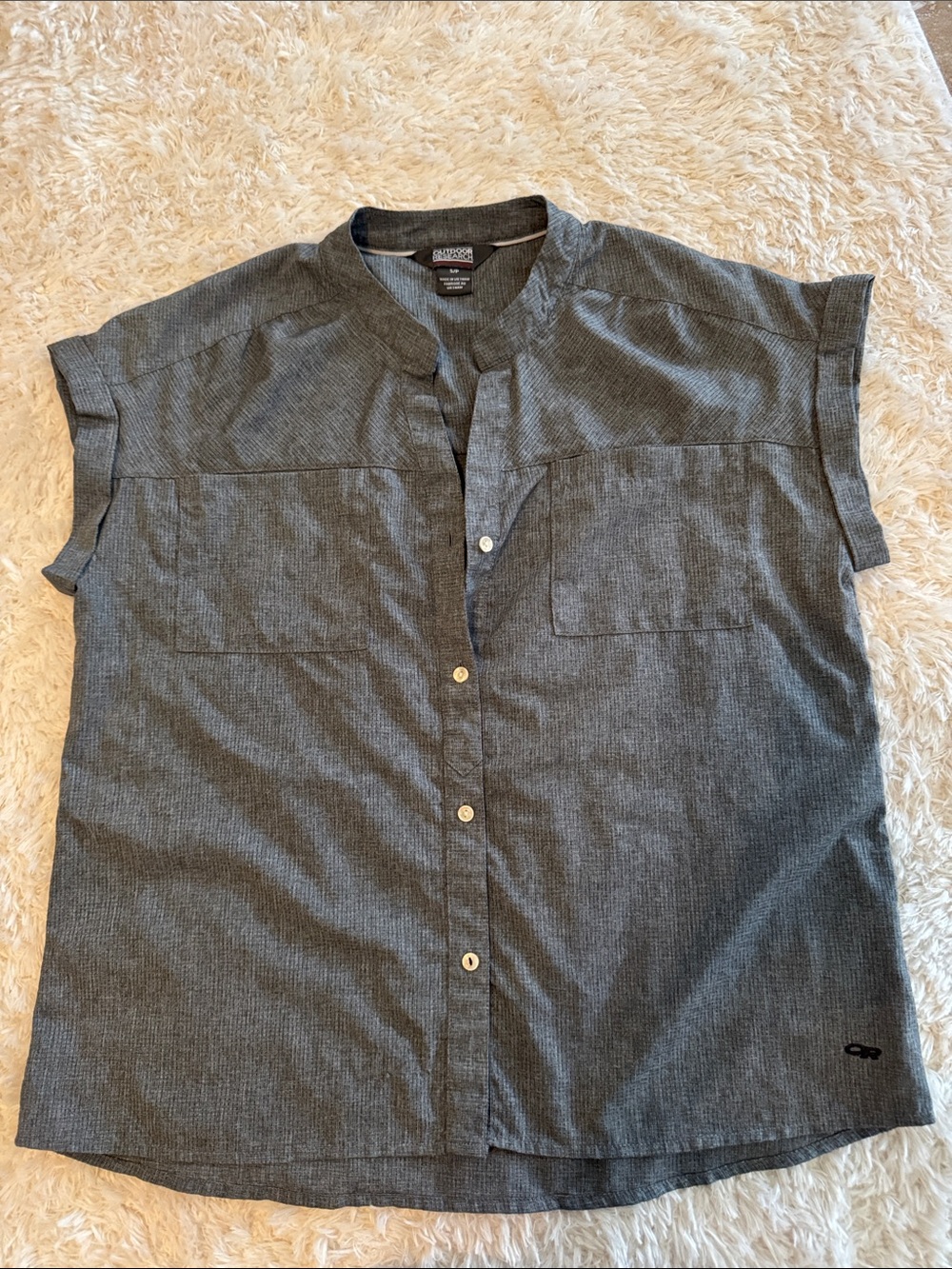 Outdoor Research Women’s Dark Gray Short-Sleeve Band-Collar Button Shirt